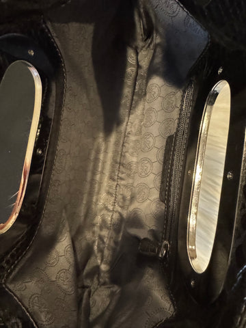 Pre-Loved Michael Kors Envelope Clutch