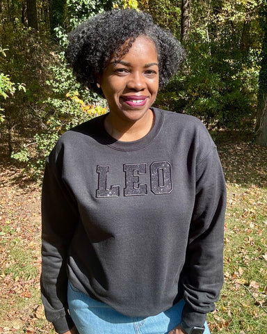 Embroidered Monochromatic Zodiac Sign Crewneck Sweatshirt